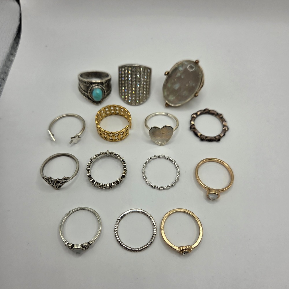 14 Ring Lot Sizes 6-7 Mixed Metal Costume Jewelry